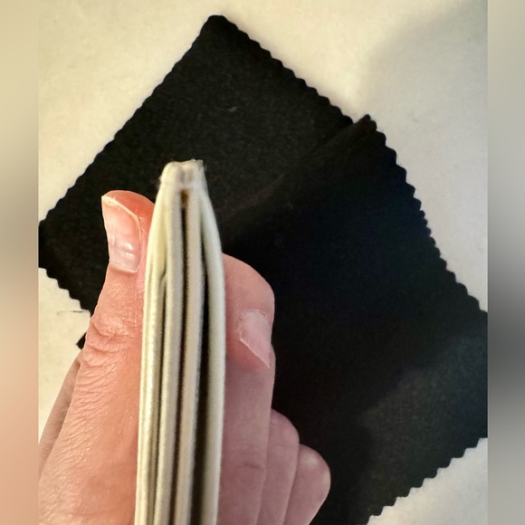 *Authentic* Chanel Card Holder *Button Collection* - Picture 10 of 13